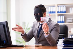 不正転売とは?不正転売に関連するトラブルや、チケット不正転売禁止法について解説