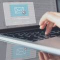 フィッシングメールとは？実例や見分け方、対処法について解説