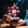 三井住友銀行からのSMSは開いても大丈夫？フィッシング詐欺との見分け方について解説