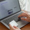 トークン決済とは？ECサイトでのカード情報の非保持化について解説